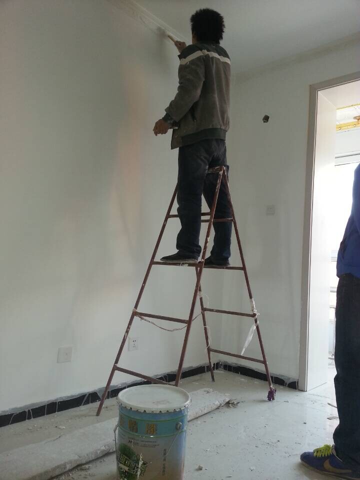 友情漆以優(yōu)質(zhì)產(chǎn)品和優(yōu)勝服務(wù)領(lǐng)先同行 友情漆以優(yōu)質(zhì)產(chǎn)品和優(yōu)勝服務(wù)領(lǐng)先同行