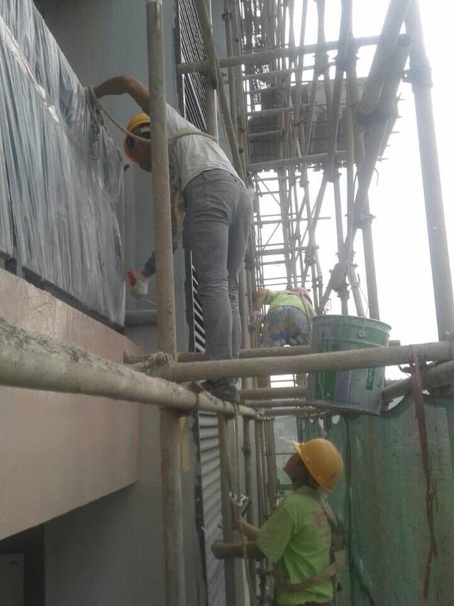 友情漆畢節(jié)火電廠20萬(wàn)外墻工程